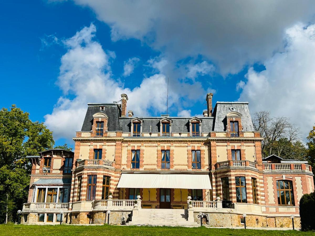 Chateau De Crenille Chaumes-en-Brie 외부 사진