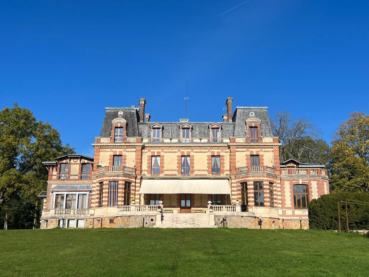 Chateau De Crenille Chaumes-en-Brie 외부 사진